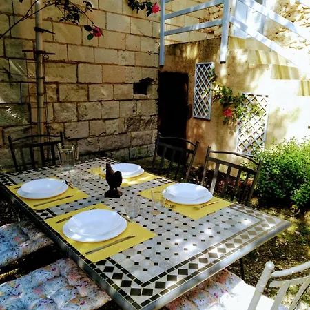 La Tour Du Logis, 4 * A 15 Min Du Futuroscope 펜션