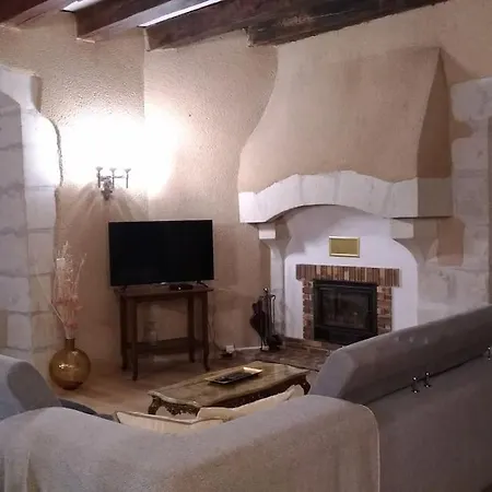 La Tour Du Logis, 4 * A 15 Min Du Futuroscope Feriehus