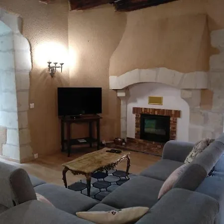 La Tour Du Logis, 4 * A 15 Min Du Futuroscope *