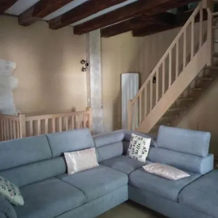 La Tour Du Logis, 4 * A 15 Min Du Futuroscope Cheneche