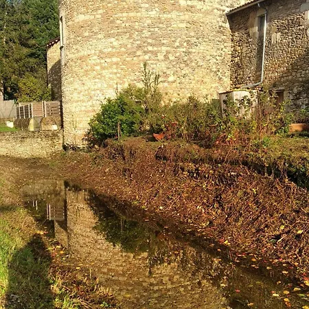 La Tour Du Logis, 4 * A 15 Min Du Futuroscope Feriehus